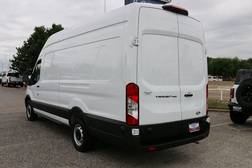 2026 Ford Transit-250 Base