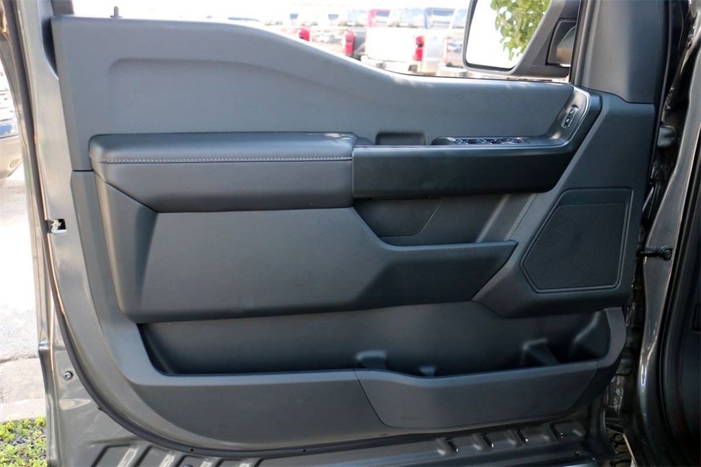 2025 Ford F-150 STX BLACK WIDOW