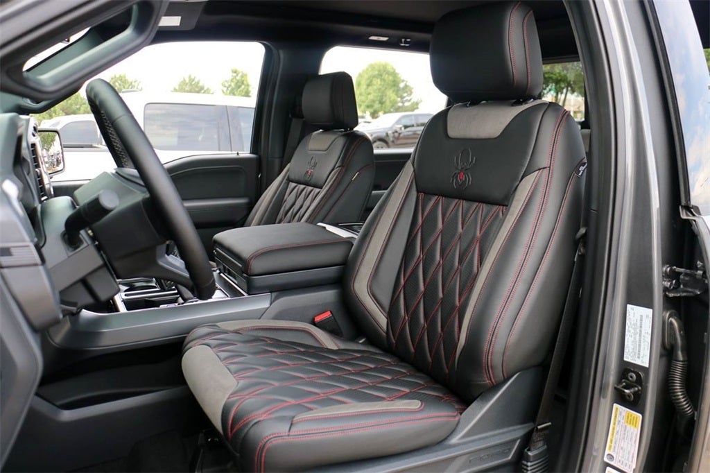 2025 Ford F-150 XLT BLACK WIDOW