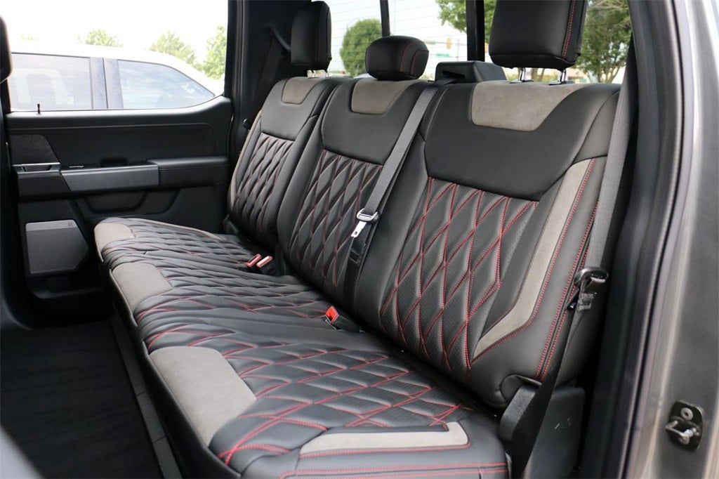 2025 Ford F-150 XLT BLACK WIDOW