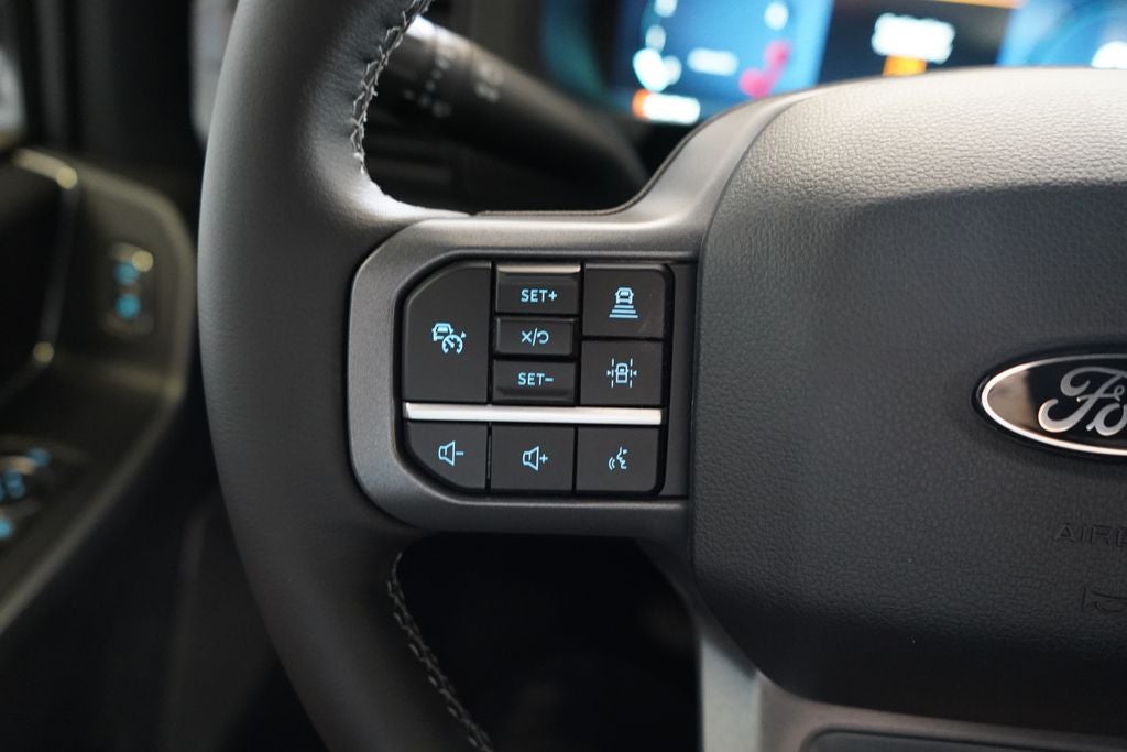 2025 Ford F-150 XLT BLACK WIDOW