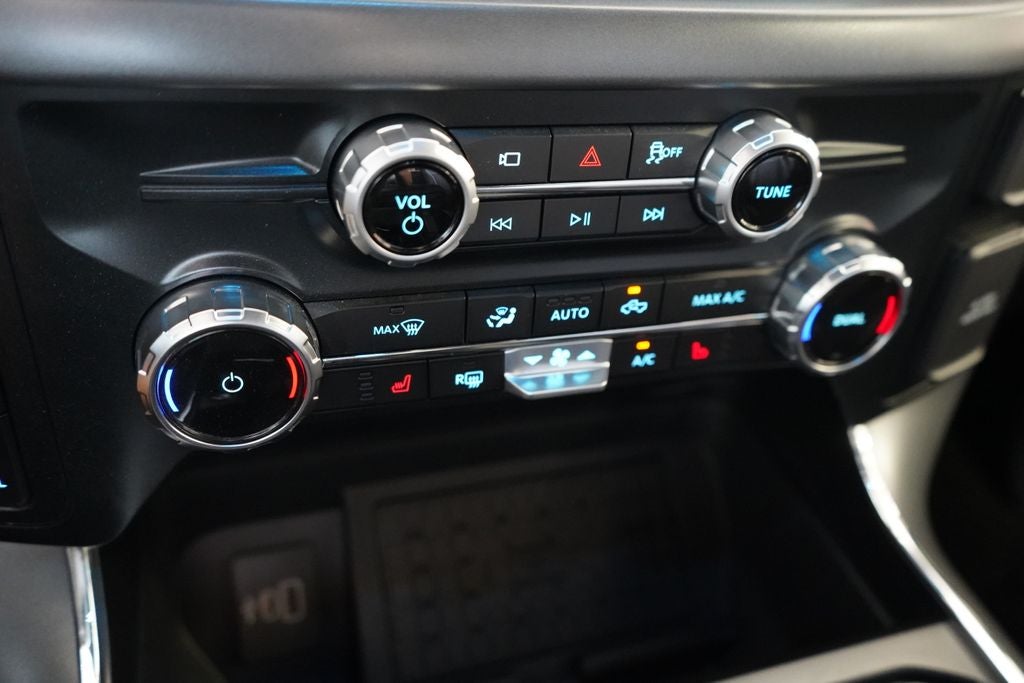 2025 Ford F-150 XLT BLACK WIDOW