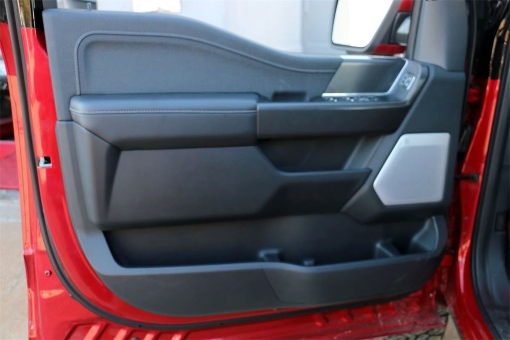 2025 Ford F-150 Lariat BLACK WIDOW