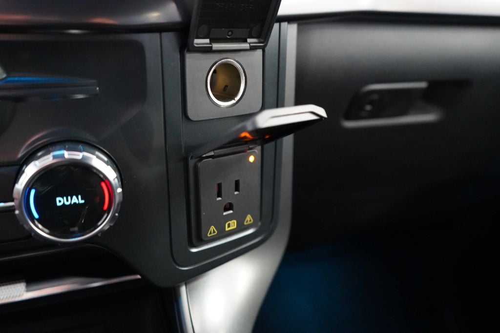 2025 Ford F-150 Lariat BLACK WIDOW