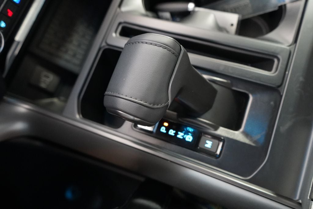 2025 Ford F-150 Lariat BLACK WIDOW