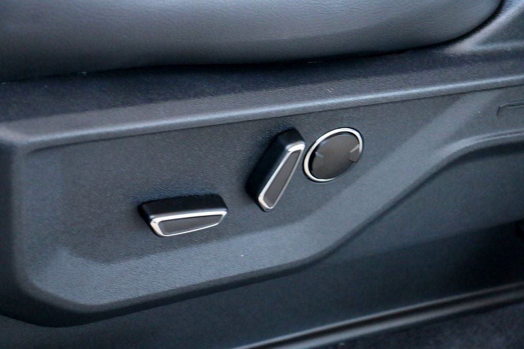 2025 Ford F-150 Lariat®