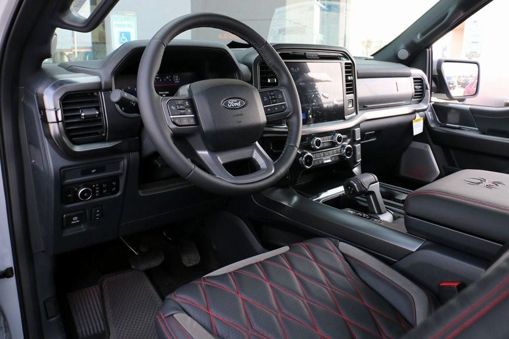 2026 Ford F-150 Lariat BLACK WIDOW