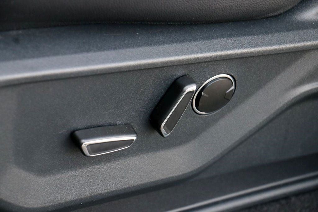 2026 Ford F-150 Lariat BLACK WIDOW