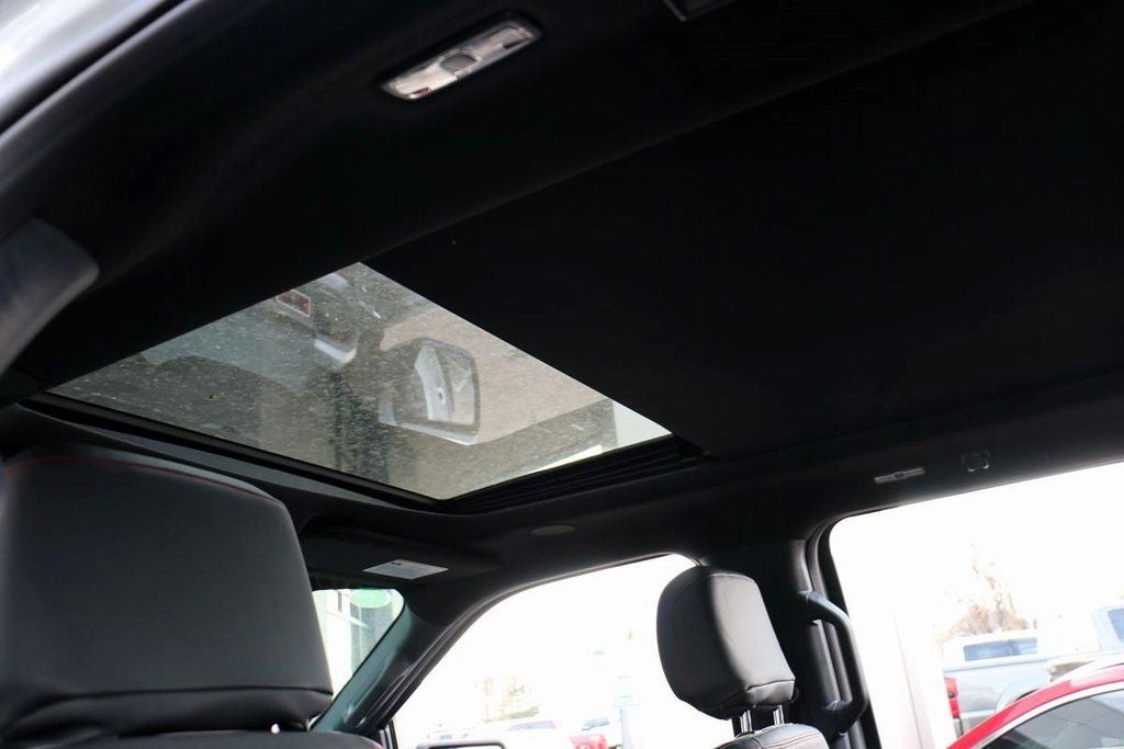 2026 Ford F-150 Lariat BLACK WIDOW