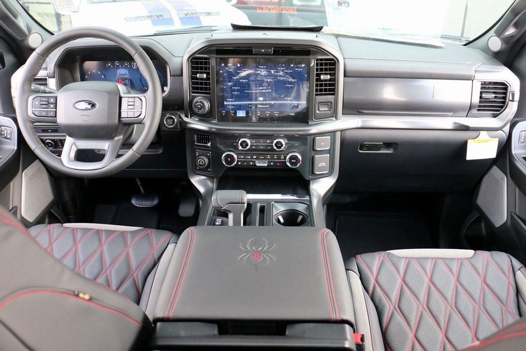 2026 Ford F-150 Lariat BLACK WIDOW