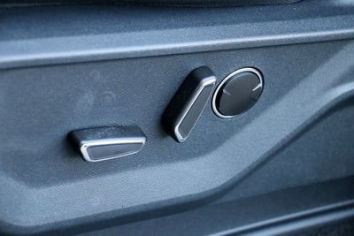 2026 Ford F-150 Lariat BLACK WIDOW