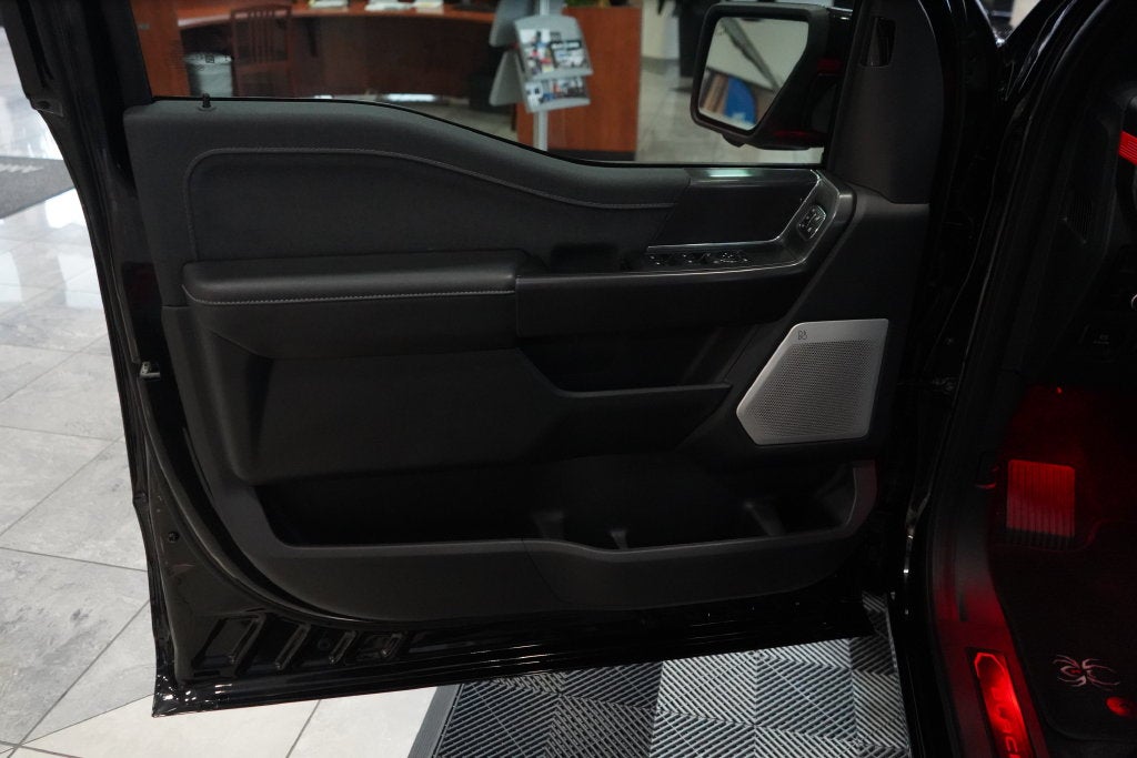 2026 Ford F-150 Lariat BLACK WIDOW SUPERCHARGED