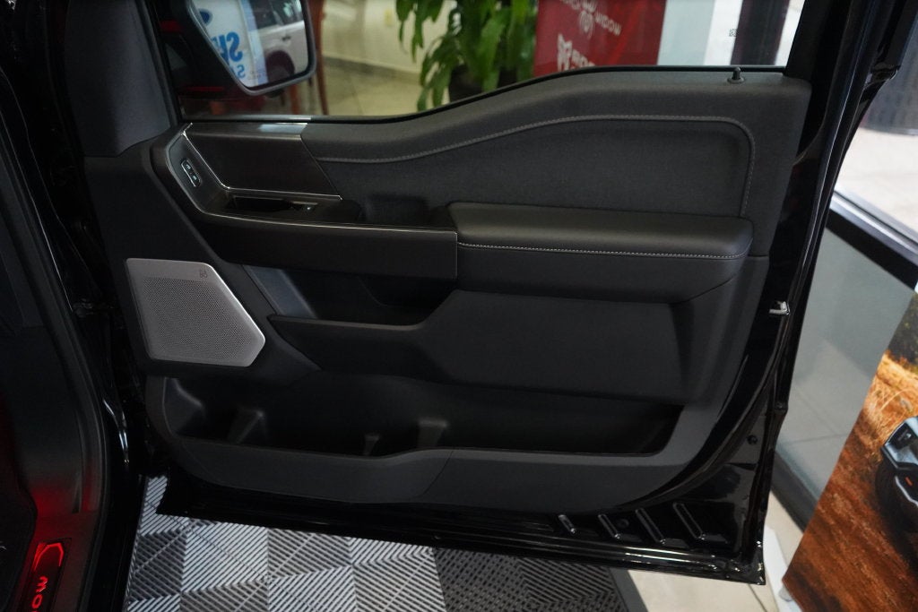 2026 Ford F-150 Lariat BLACK WIDOW SUPERCHARGED