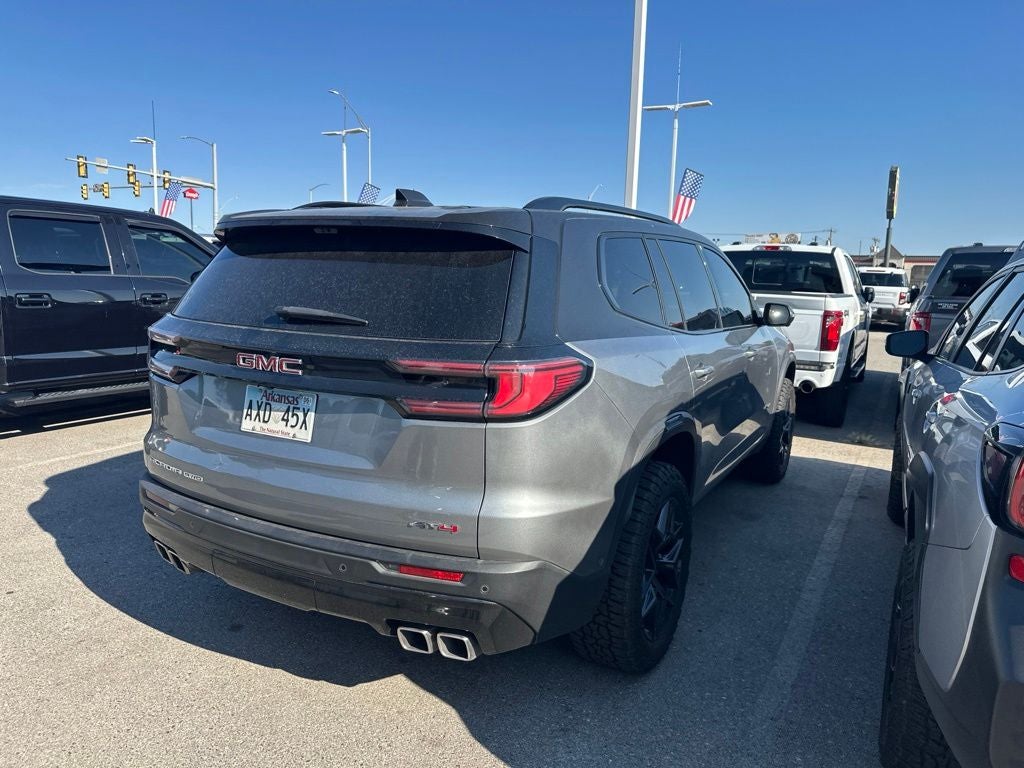 2025 GMC Acadia AT4