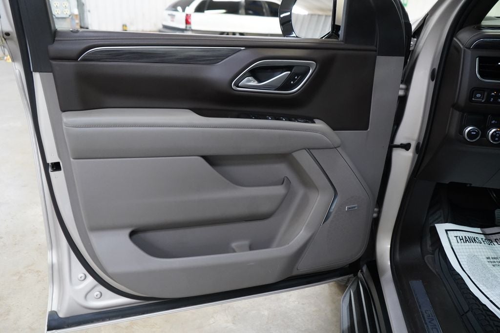 2022 GMC Yukon XL SLT