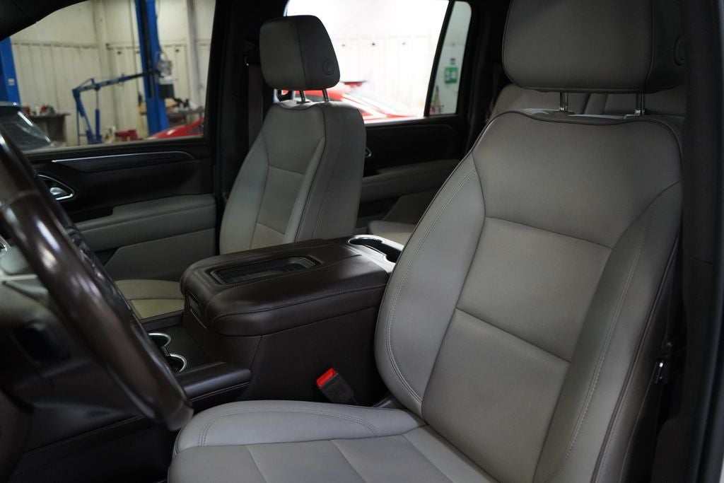 2022 GMC Yukon XL SLT