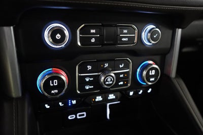 2022 GMC Yukon XL SLT