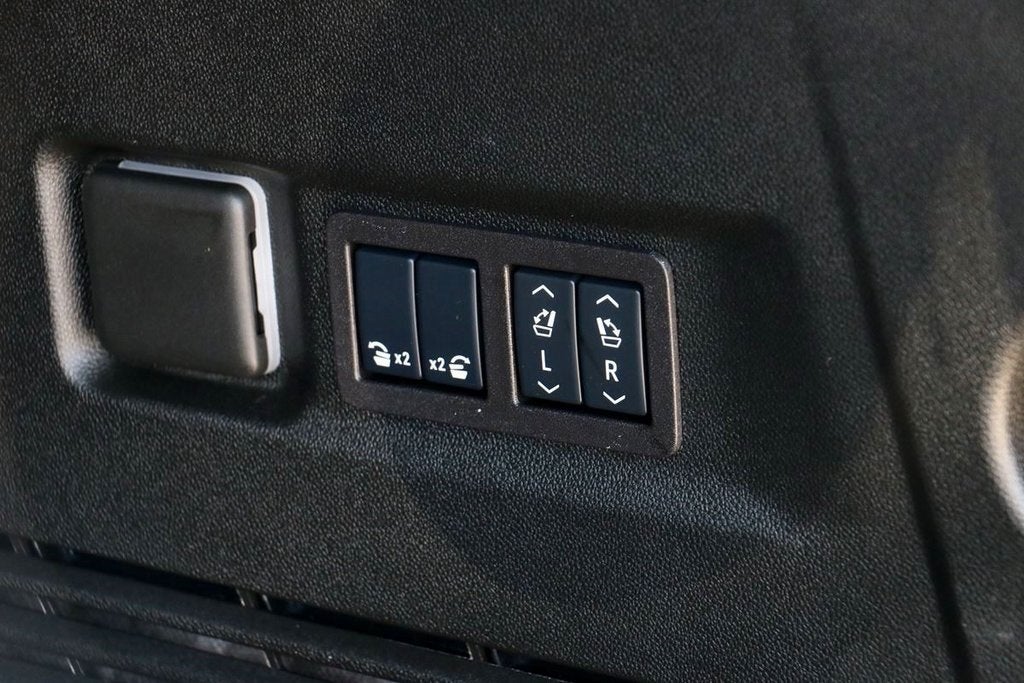 2025 GMC Yukon XL Elevation