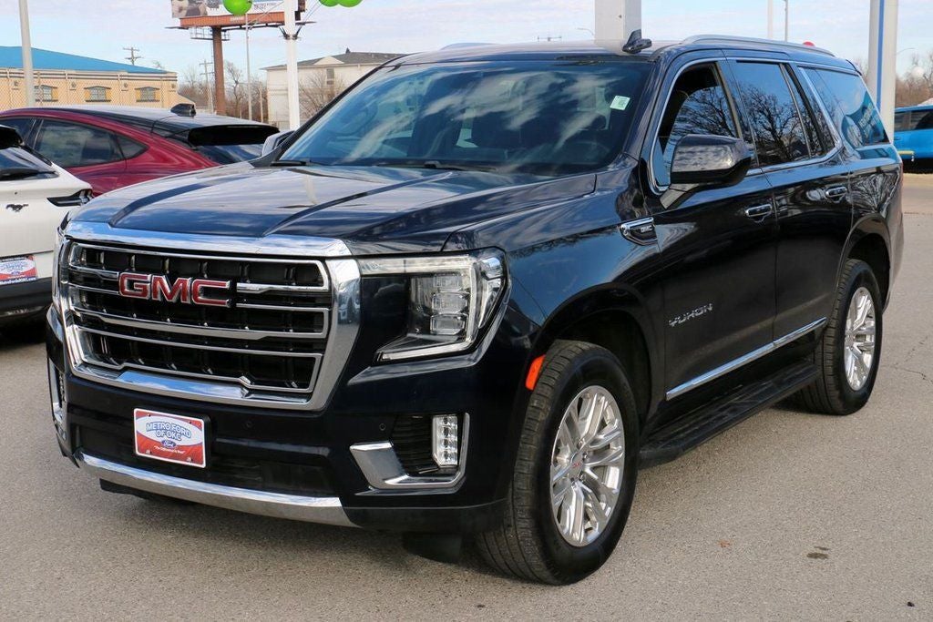 2023 GMC Yukon SLT