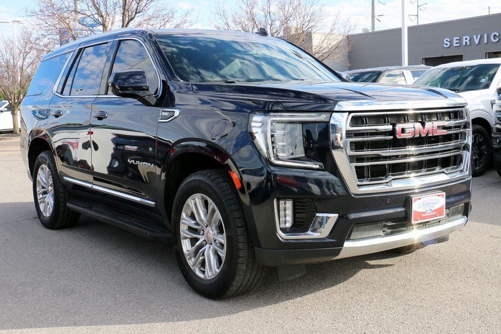 2023 GMC Yukon SLT