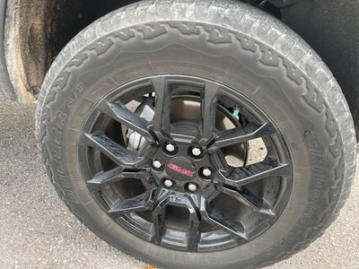 2024 GMC Canyon Denali