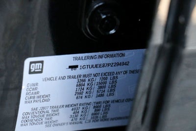 2023 GMC Sierra 1500 AT4