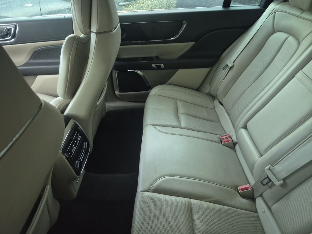 2018 Lincoln Continental Reserve