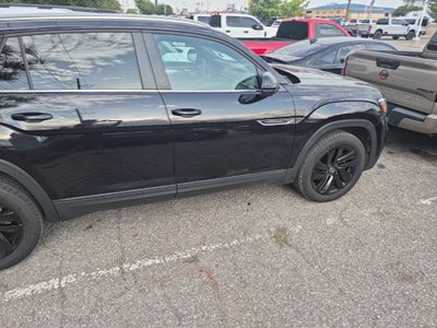 2022 Volkswagen Atlas Cross Sport 2.0T SE w/Technology