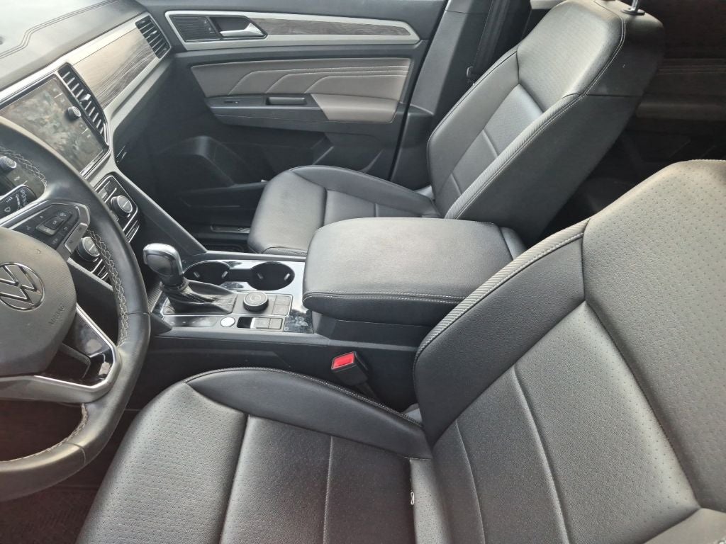2022 Volkswagen Atlas Cross Sport 2.0T SE w/Technology