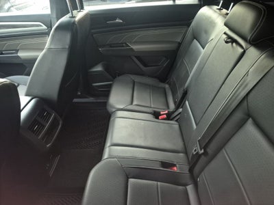 2022 Volkswagen Atlas Cross Sport 2.0T SE w/Technology