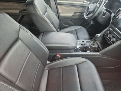 2022 Volkswagen Atlas Cross Sport 2.0T SE w/Technology