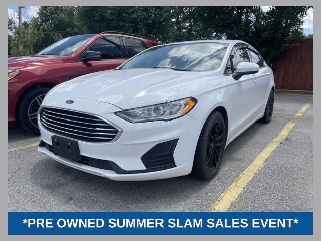 2020 Ford Fusion SE