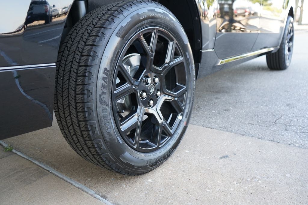 2026 Ford Maverick Lobo Standard