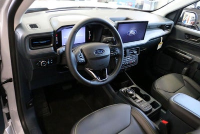 2026 Ford Maverick Lobo Standard