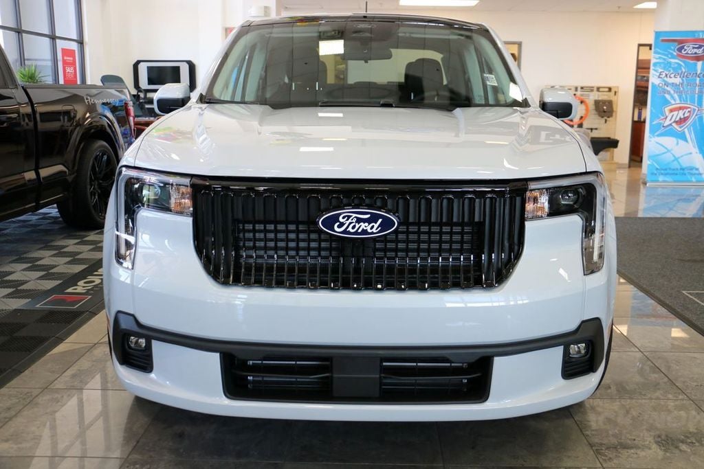 2026 Ford Maverick Lobo Standard