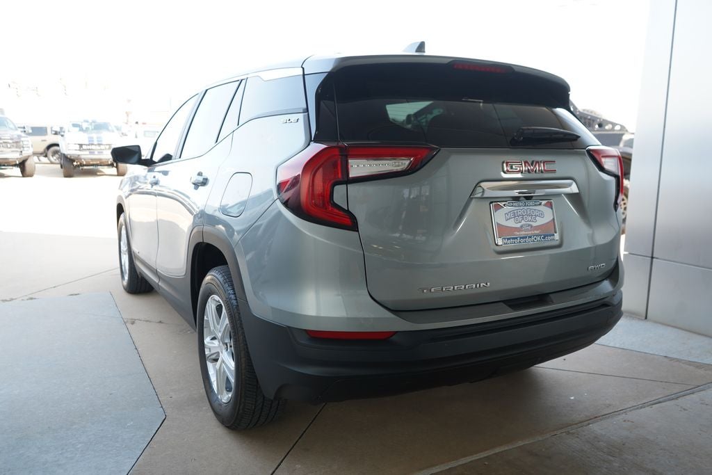 2024 GMC Terrain SLE