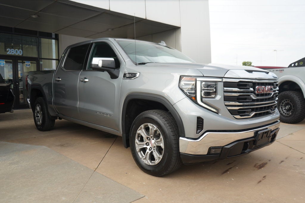 2024 GMC Sierra 1500 SLT