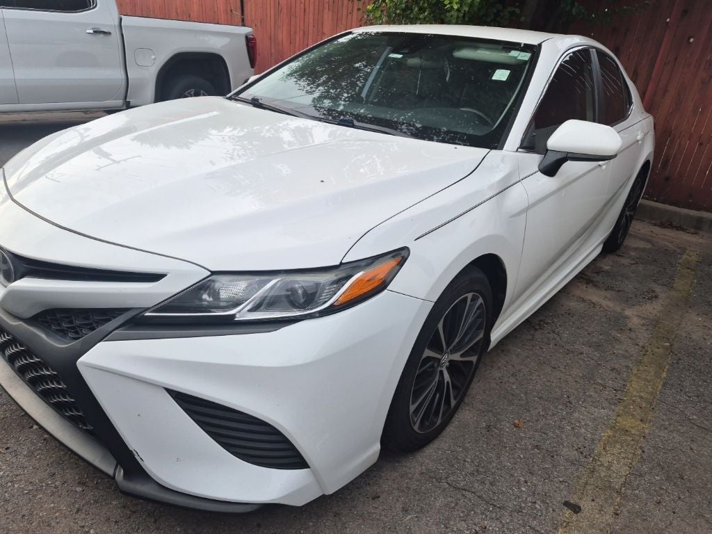 2019 Toyota Camry SE