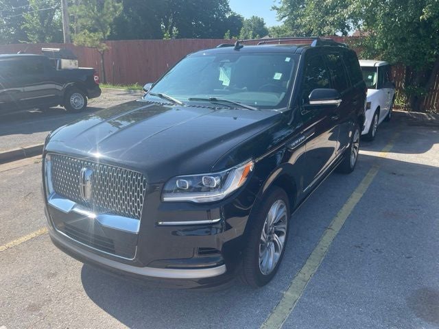 2022 Lincoln Navigator Standard