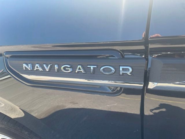 2022 Lincoln Navigator Standard