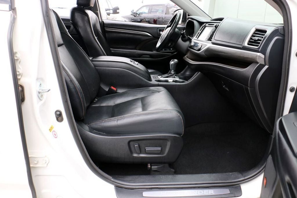 2017 Toyota Highlander Limited