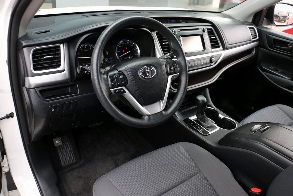 2015 Toyota Highlander LE