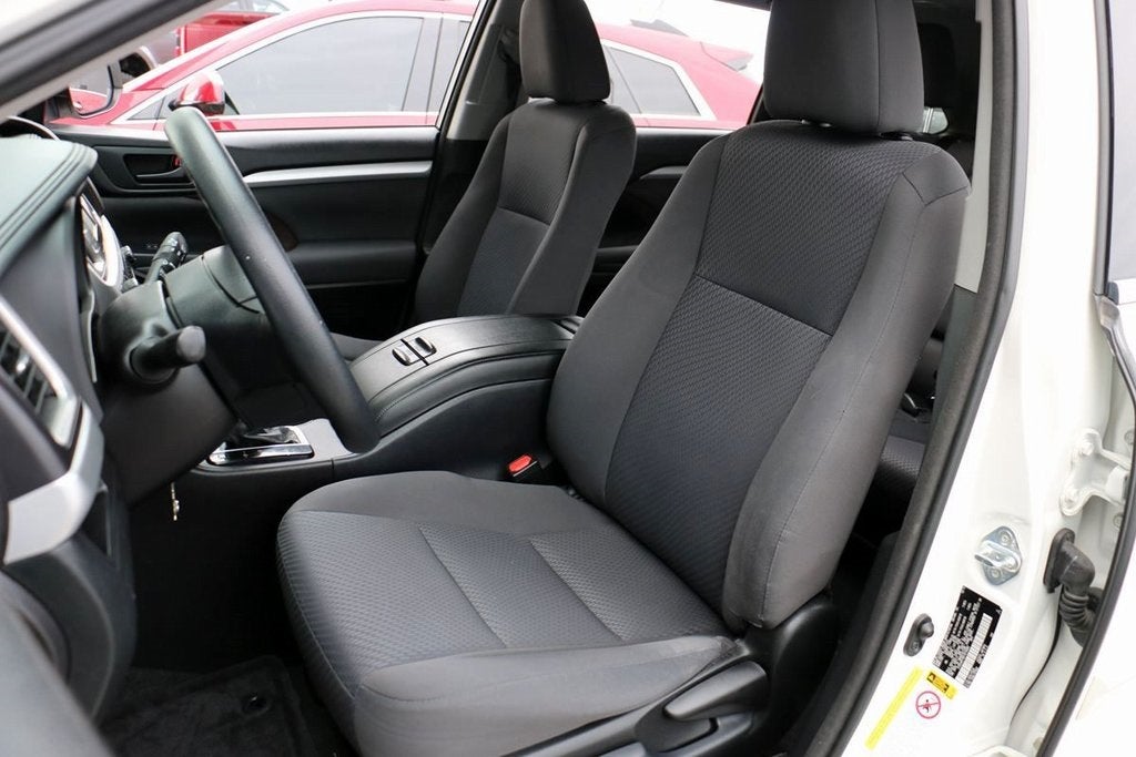 2015 Toyota Highlander LE