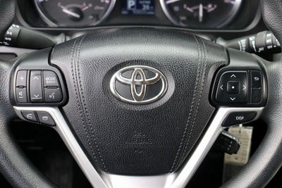 2015 Toyota Highlander LE