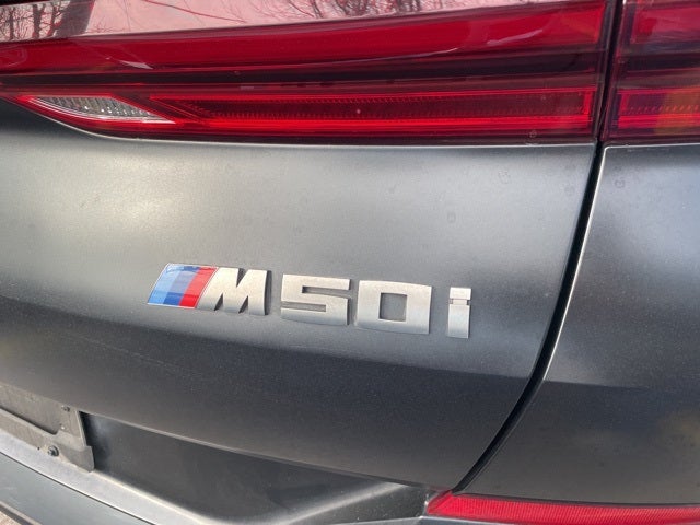 2021 BMW X6 M50i