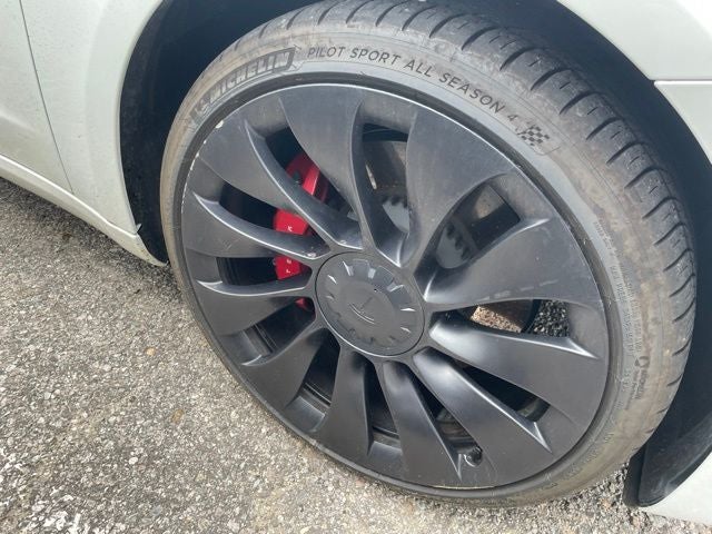 2023 Tesla Model 3 Performance