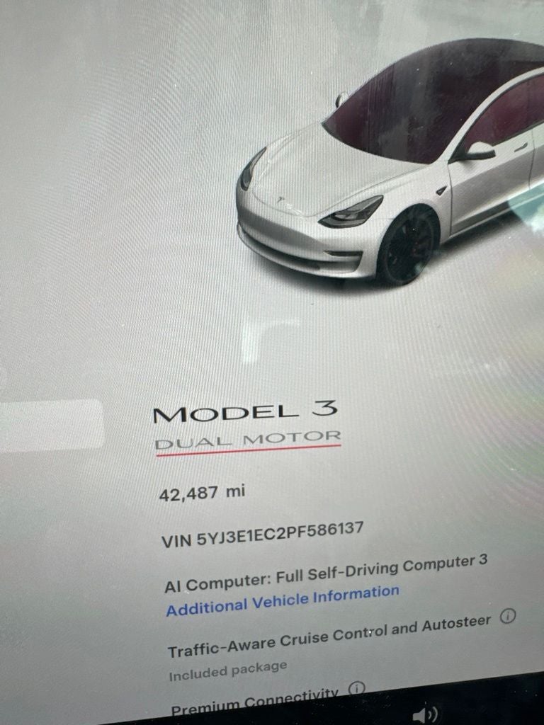 2023 Tesla Model 3 Performance