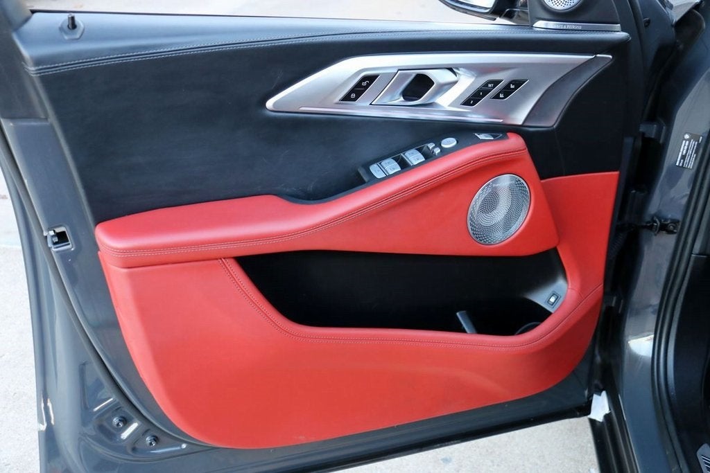 2023 BMW XM Sports Activity