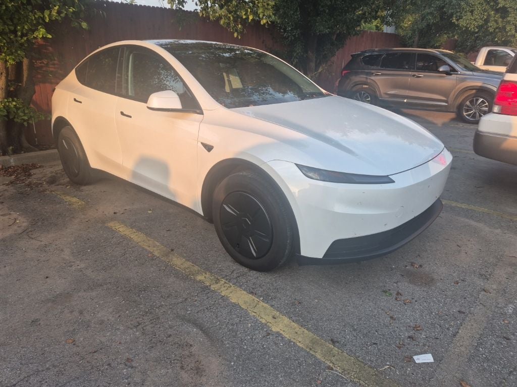 2026 Tesla Model Y Base