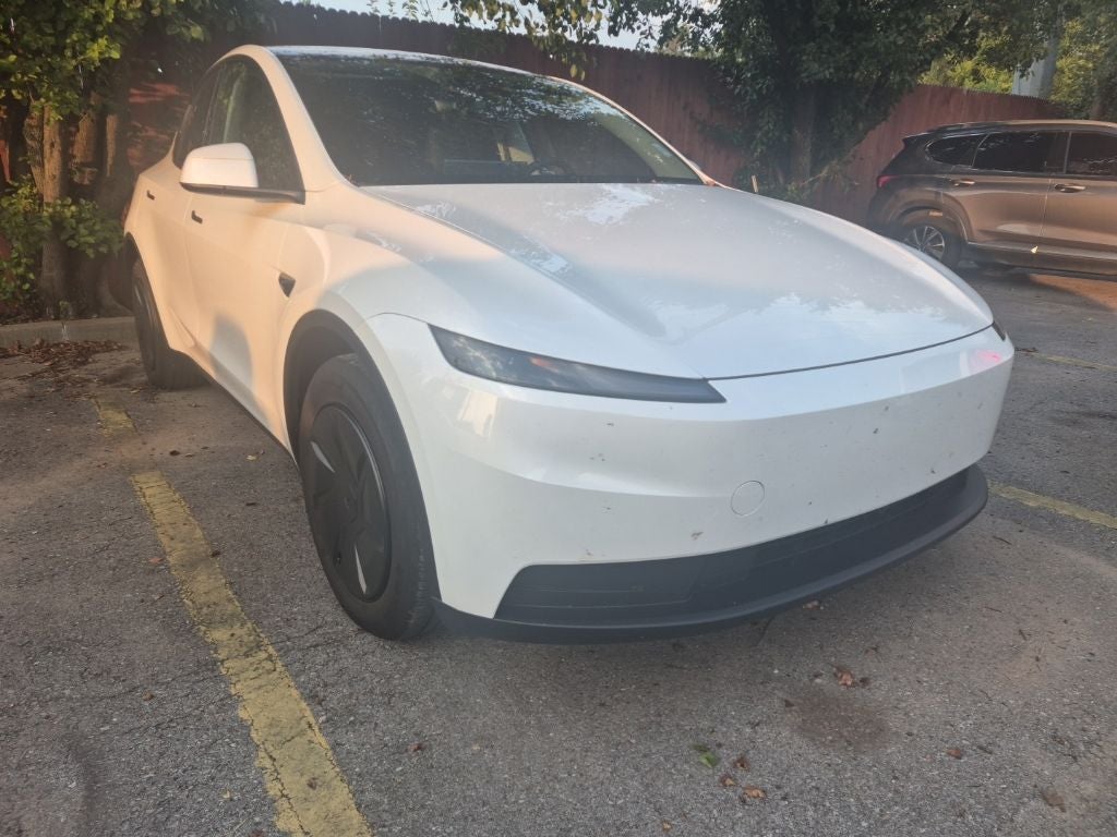 2026 Tesla Model Y Base